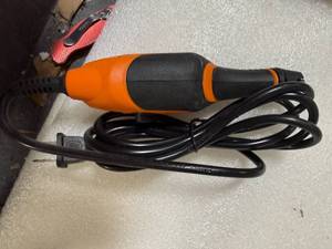 lot 74 image: WEN 21D Variable-Depth Carbide-Tipped Engraver for Wood and Metal