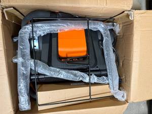 lot 104 image: WEN DT1516 16-Inch 15-Amp 2-in-1 Electric Dethatcher and Scarifier with Collection Bag