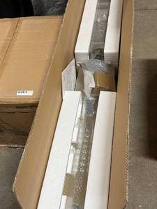 lot 112 image: Shower Kit