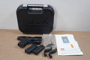 Glock 26 Gen 5 9mm Semi-Auto Pistol - 3 Magazines, Leupold Red Dot