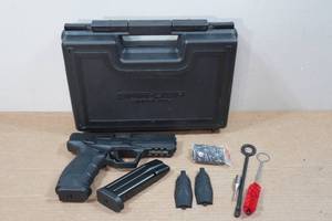 lot 2K image: SAR USA SAR9 9mm Semi-Auto Pistol - 2 Magazines