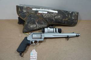 Smith & Wesson Model 500 Performance Center .500 S&W Magnum Revolver - 10.5" Barrel - Leupold Gilmore Red Dot