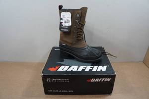 lot 4 image: Baffin Nunavut Womens Winter Boots - Size 8