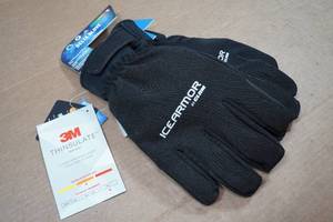lot 22 image: Clam Icearmor Delta Gloves - Medium
