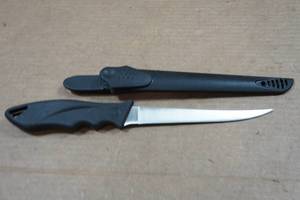lot 76 image: Buck Fillet Knife