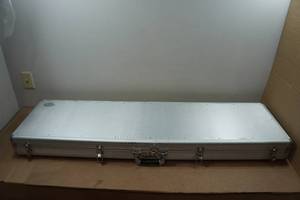 lot 94 image: Kodiak Padded Long Gun Case with Lock