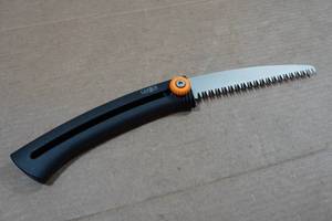 lot 146 image: Gerber Port-A-Saw