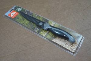 lot 154 image: Ozark Trail 6 Fillet Knife