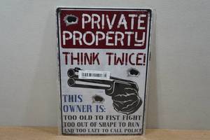 lot 170 image: Novelty Metal Sign - Private Property
