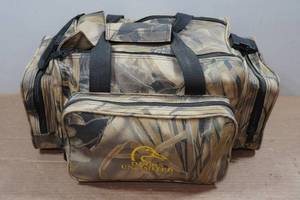 lot 183 image: Ducks Unlimited Mad Dog Waterproof Camo Bag