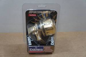 lot 196 image: Daiwa Spectrumcast 120 Reel