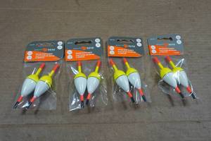 lot 202 image: 8 Balsa Wood Glowing Fishing Slip Floats