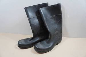 lot 221 image: Tingley Steel Toes PVC-Muck Hunting Boots - Size 13