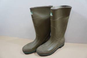 lot 222 image: Servus Northerner Muck Boots - Size 12