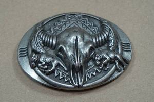 lot 243 image: Old West Silver Tone Buffalo Belt Buckle