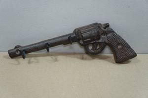 lot 244 image: Vintage Style Cast Iron Pistol Coat Rack