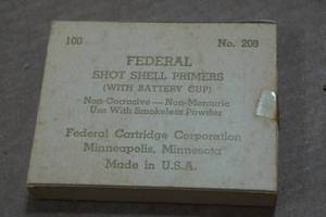 lot 314 image: 100 Federal No 209 Shot Shell Primers