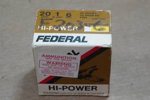 lot 458 image: 25 Federal Hi-Power 20 Gauge 2-34 6 Shot Shotshells