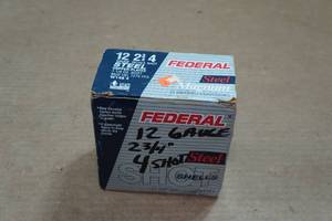 lot 468 image: 25 Federal 12 Gauge 2-34 Steel 4 Shot Shotshells