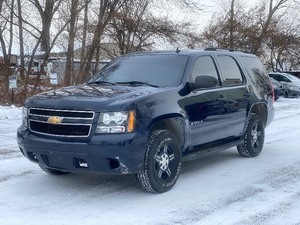 lot 13 image: 2007 CHEVROLET TAHOE LS 4x4 (NO RESERVE)