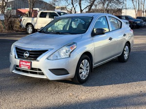 lot 8 image: 2015 NISSAN VERSA 1.6 S PLUS 102k Miles (NO RESERVE)