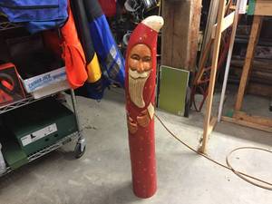 lot 107 image: Carved Wooden Post - St Nick Figure - 38