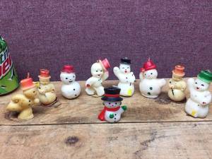 lot 116 image: Group Vintage Snowman Candles - Socony - Gurley - Unlit