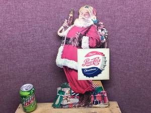 lot 119 image: Vintage 1930s Pepsi ColaSanta - Countertop Display