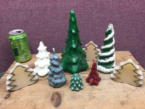 lot 143 image: Vintage Unlit Christmas Tree Candles - Gurley - Dept 56