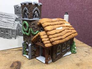 lot 152 image: Vintage Dept 56 - IVY GLEN CHURCH - Dickens Village Series