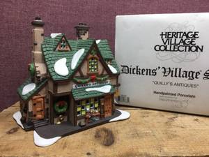 lot 160 image: Vintage Dept 56 QUILLYS ANTIQUES - Dickens Village Series