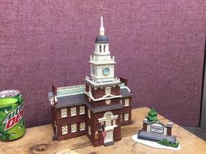lot 173 image: Dept 56 INDEPENDENCE HALL - Heritage Village Collection