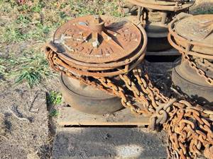 lot 7 image: Hercules 1.5-Ton Chain Hoist