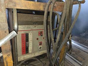 lot 2 image: Sears Craftsman Limited Service 230 Amp Welder