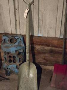lot 126 image: Vintage Coal Shovel
