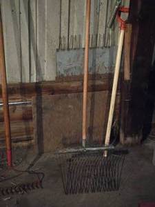 lot 130 image: Stall Fork  Manure Fork