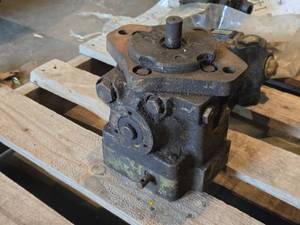 lot 149 image: Dan Foss Hydraulic Pump