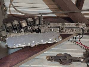 lot 154 image: Vintage Mercury 150 Engine Parts