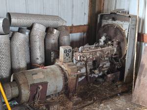 lot 155 image: Vintage Fairbanks Morse (Clinton IA) 3-Phase AC Generator from Navy Ship - Parts