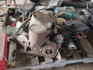 lot 157 image: Lot of (1 Pallet) Misc. Parts - Hydraulic Control Valve, Christmas Tree Stand, International Harvester Planter Discs