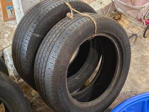 lot 191 image: Lot of (2) Continental P23555R17 Tires