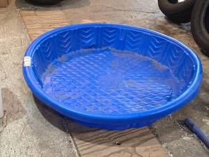 lot 193 image: 3-12 Kids Pool
