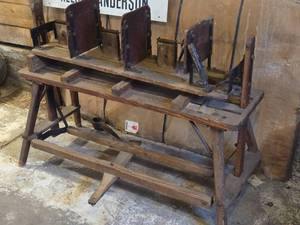 lot 208 image: Vintage Egg Crate Maker