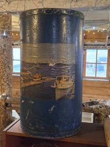 lot 218 image: Vintage Metal Storage Container 28 x 10