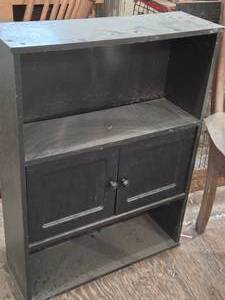 lot 255 image: Pressed Board Decorative Shelf 24 x 7-12 x 31