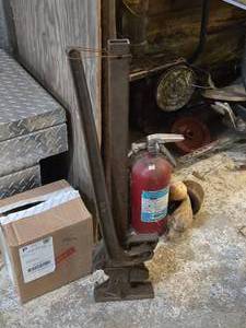 lot 269 image: Vintage Handyman Jack