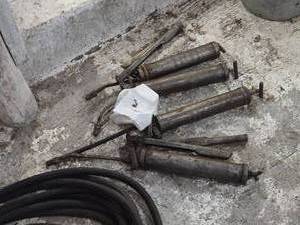 lot 282 image: Lot of (4) Grease Guns