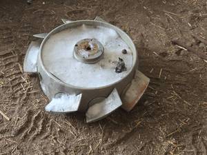 lot 294 image: Large Fan