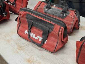 lot 1034 image: Hilti� 16 Tool Bag