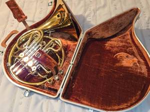 lot 483 image: LDS French Horn with Case